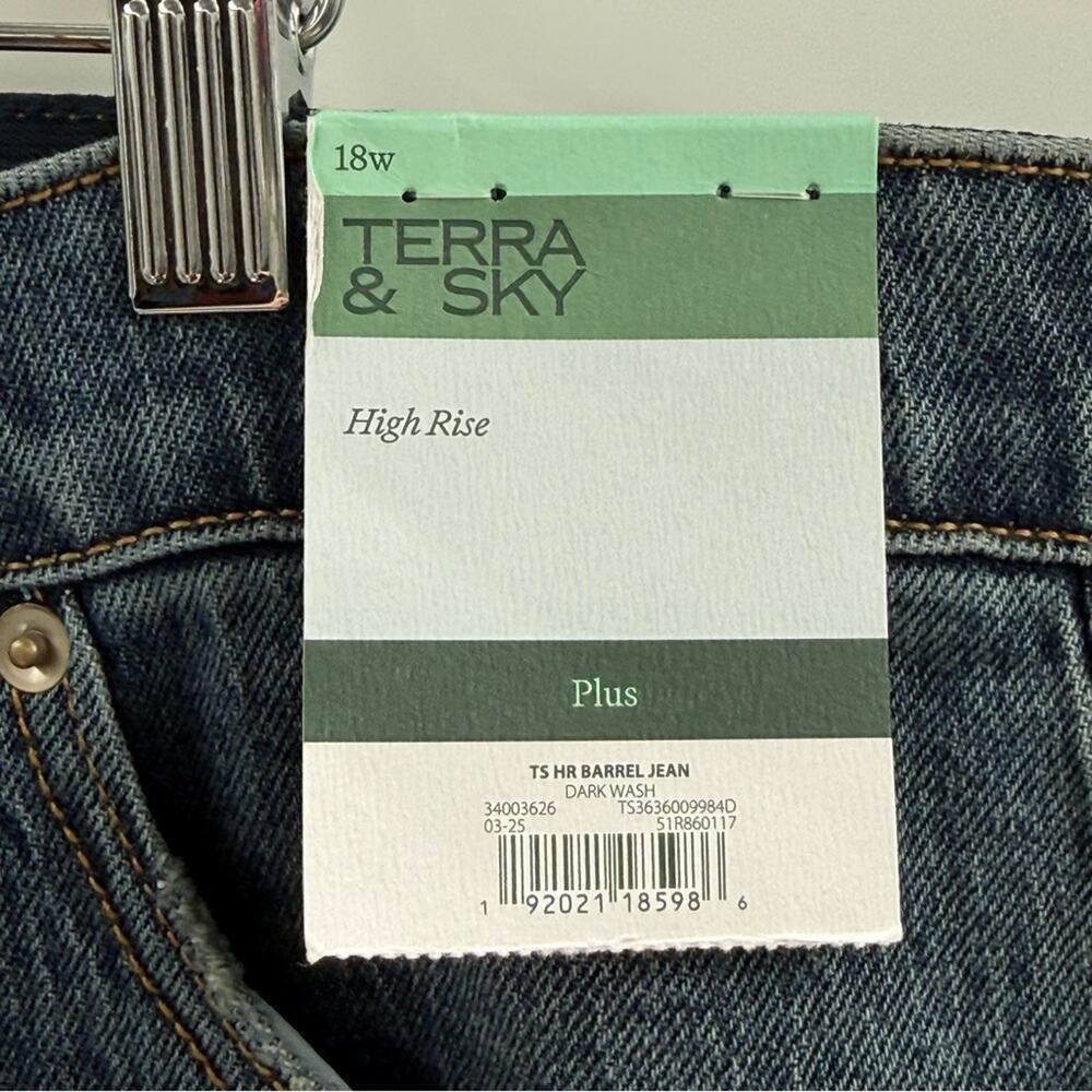 NWT Terra & Sky Plus High Rise Relaxed Fit Barrel Jeans Size 18W - Picture 10 of 14